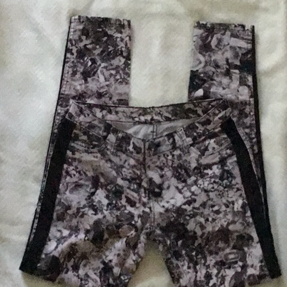 Girls Pants... junior size